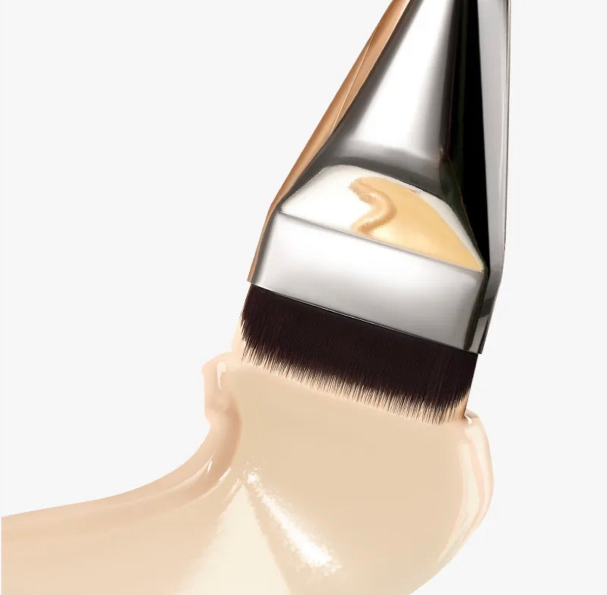 Judydoll Multi-use Foundation Brush | Bunni Beauty