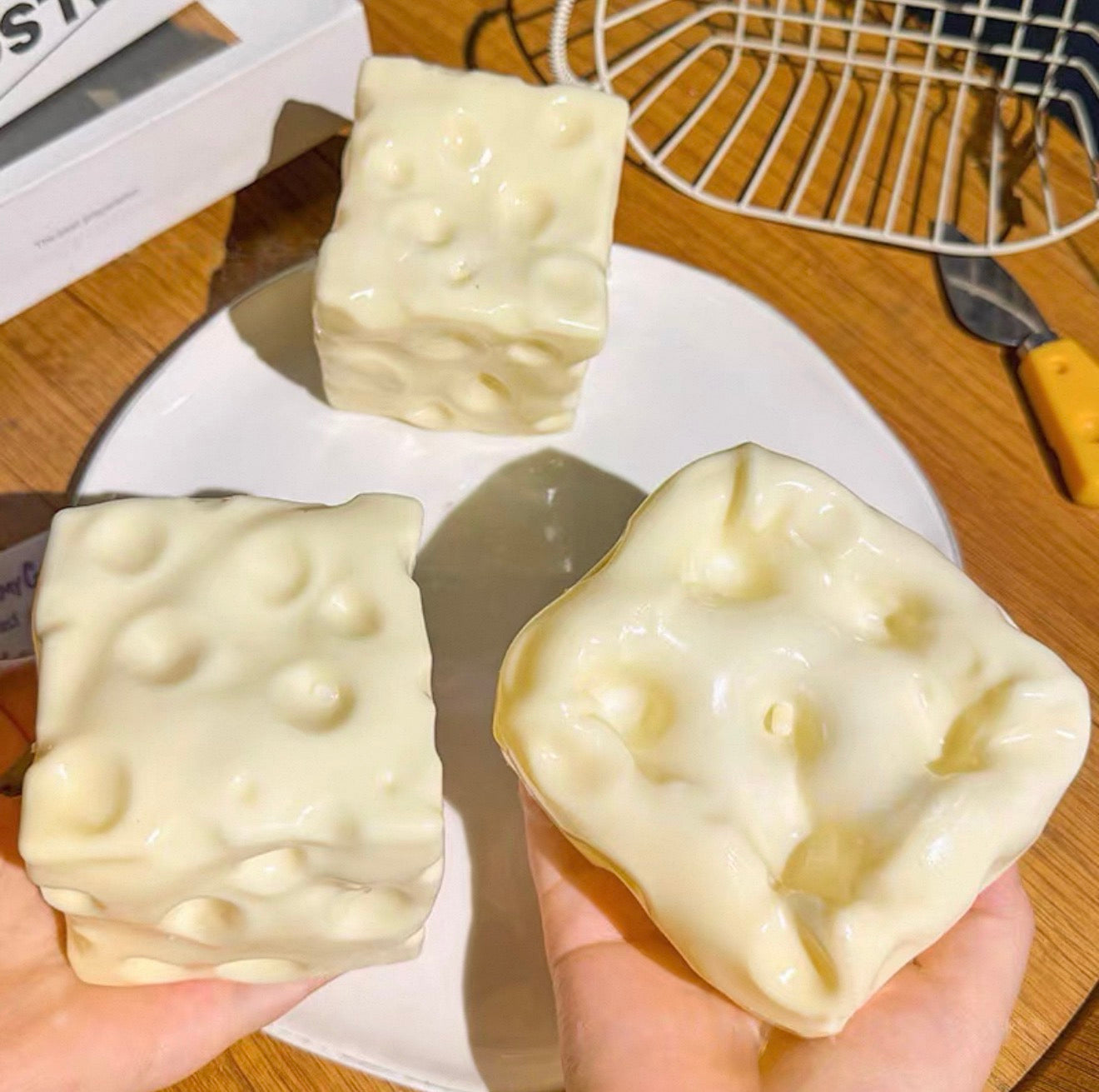 Viral Slow Rise Cheese Squishy