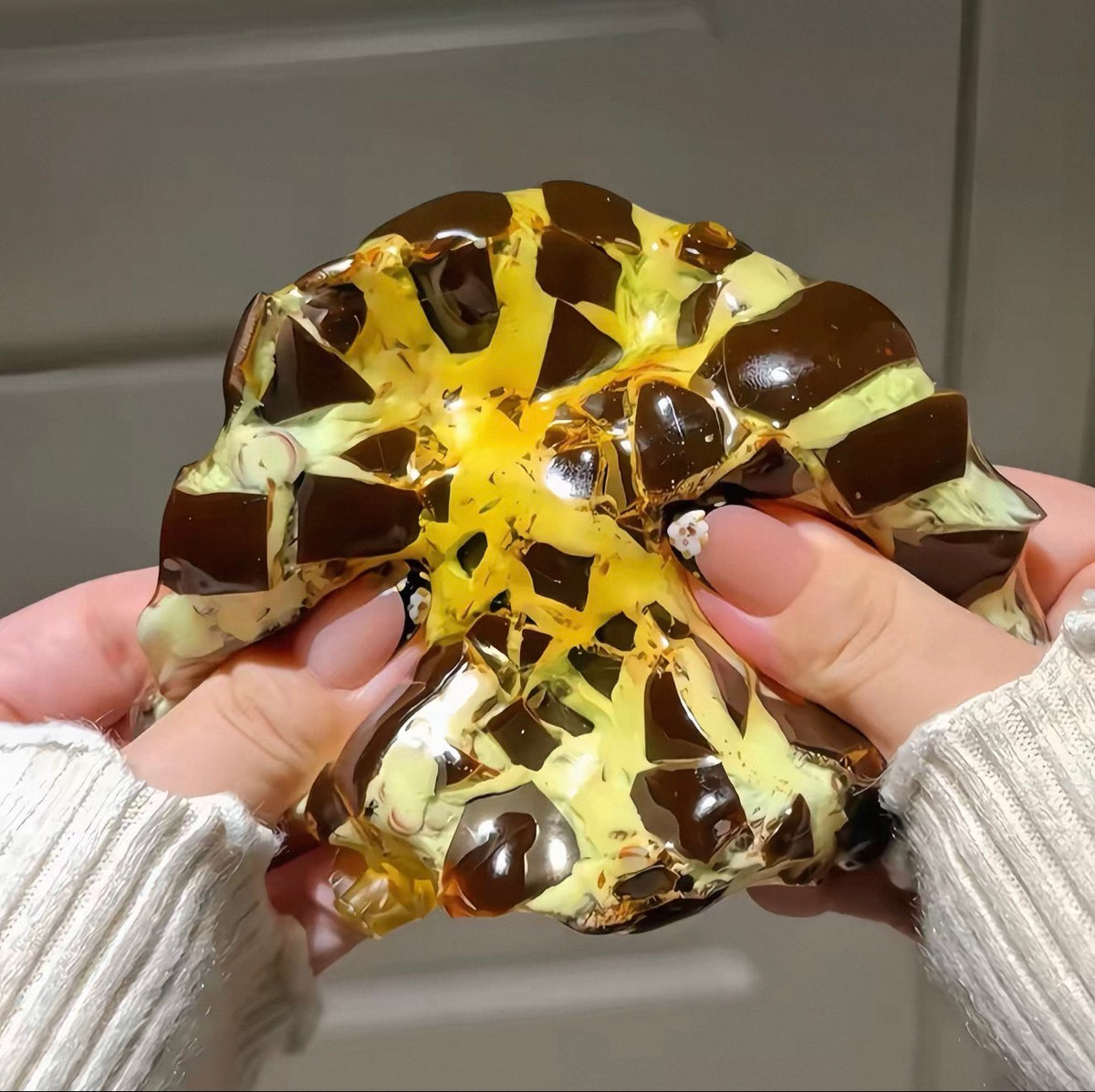 Extreme Crunch Wax Cracking Squishy Fidget Toy | Instant Stress Relief | Bunni Beauty