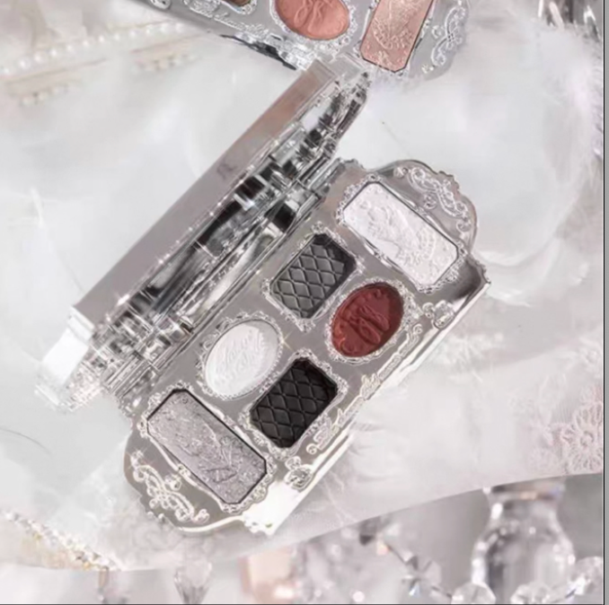 Flowerknows Swan Ballet Six-Color Makeup Palette 02 Black Swan | Bunni Beauty